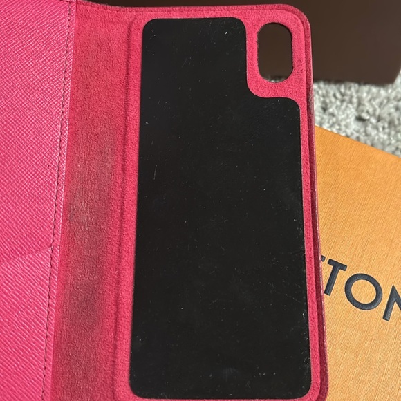 Authentic Louis Vuitton Monogram Brown Phone Case - Picture 5 of 8